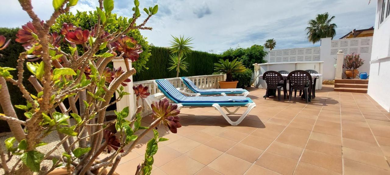 Villa Totalmente Independiente Con Piscina Comunitaria Calpe Exteriör bild