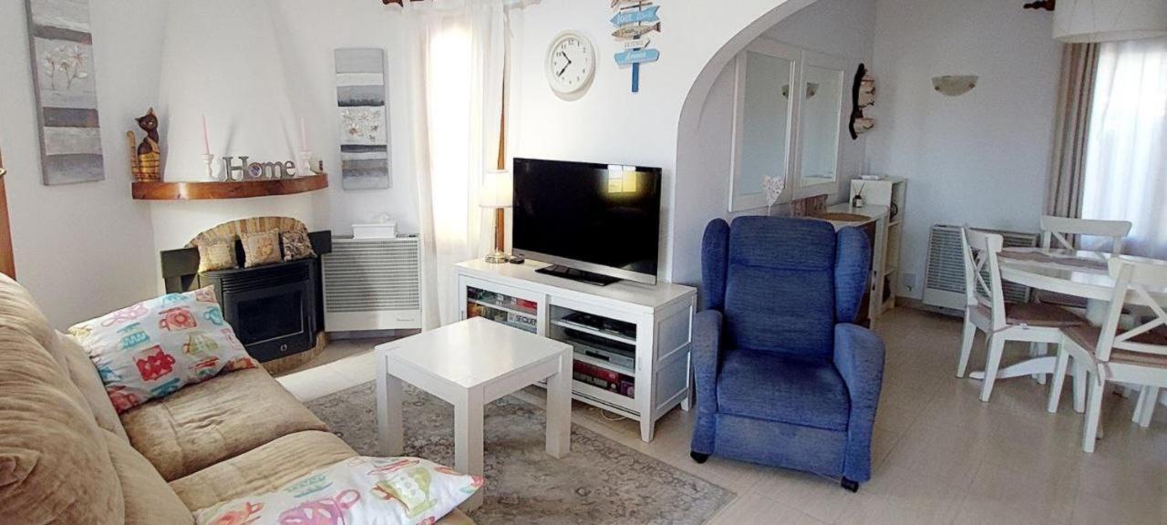 Villa Totalmente Independiente Con Piscina Comunitaria Calpe Exteriör bild
