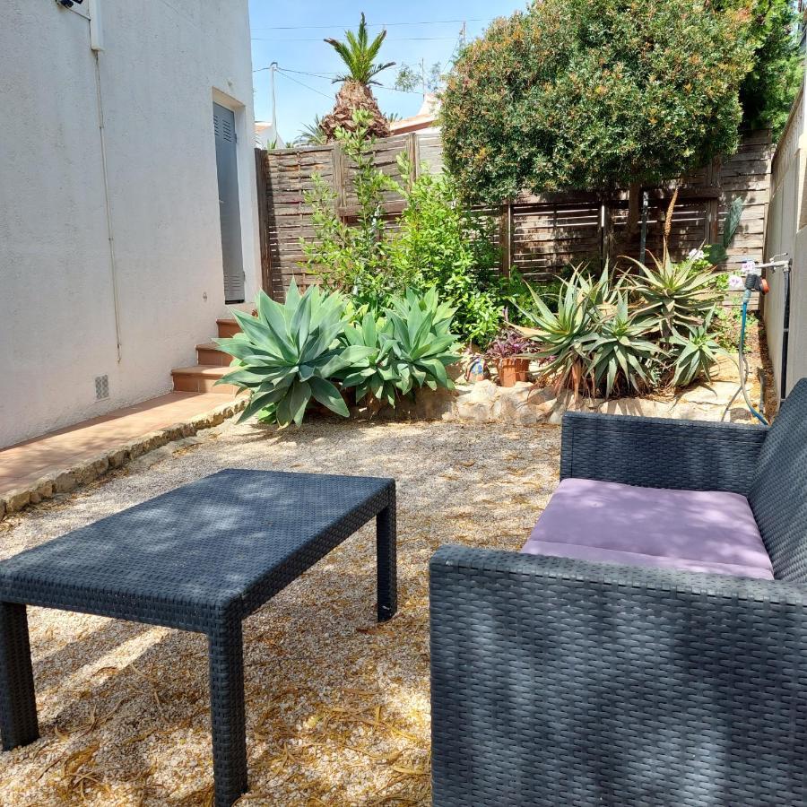 Villa Totalmente Independiente Con Piscina Comunitaria Calpe Exteriör bild