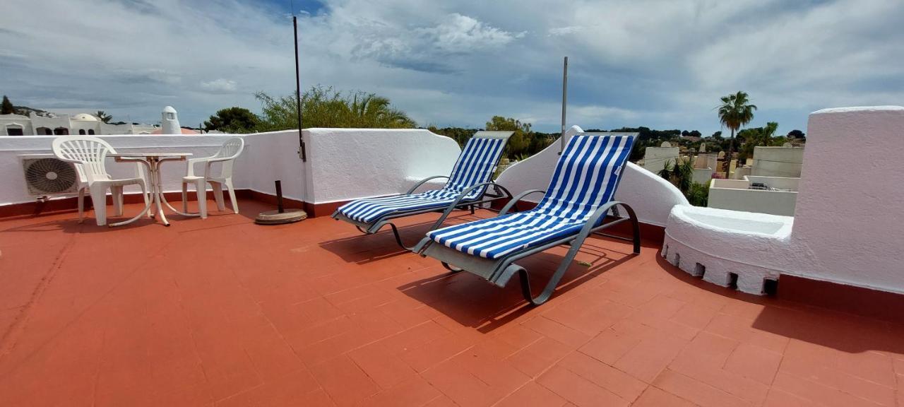 Villa Totalmente Independiente Con Piscina Comunitaria Calpe Exteriör bild