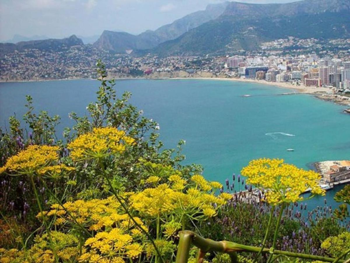 Villa Totalmente Independiente Con Piscina Comunitaria Calpe Exteriör bild